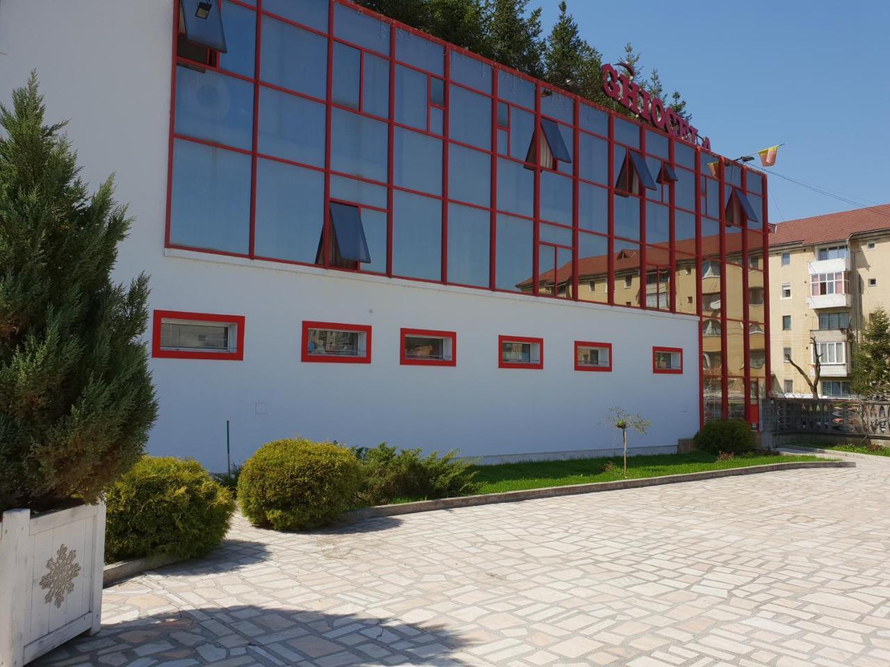 Pensiunea Ghiocela Motru Exterior photo